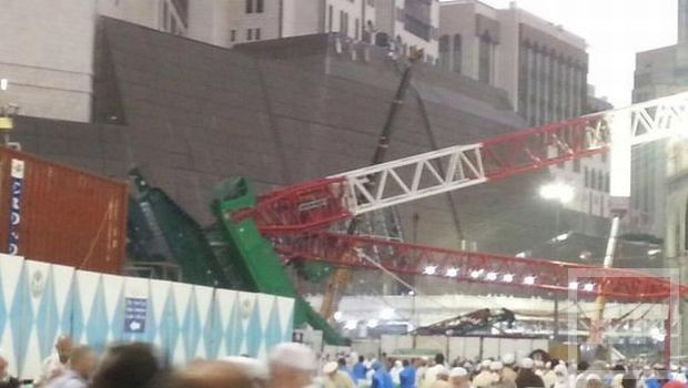 До 87 человек увеличилось число погибших в результате падения строительного крана во дворе мечети Аль-Харам в Мекке