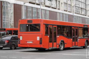 Для повышения безопасности пассажиров автобус будет ездить через регулируемые перекрестки.