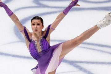 Информация о лишении нашей команды золотых медалей не подтвердилась.