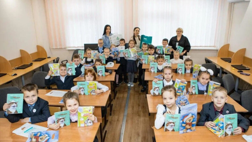 Темой урока стало ответственное потребление и раздельный сбор отходов.