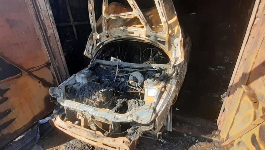 Помещение закопчено.