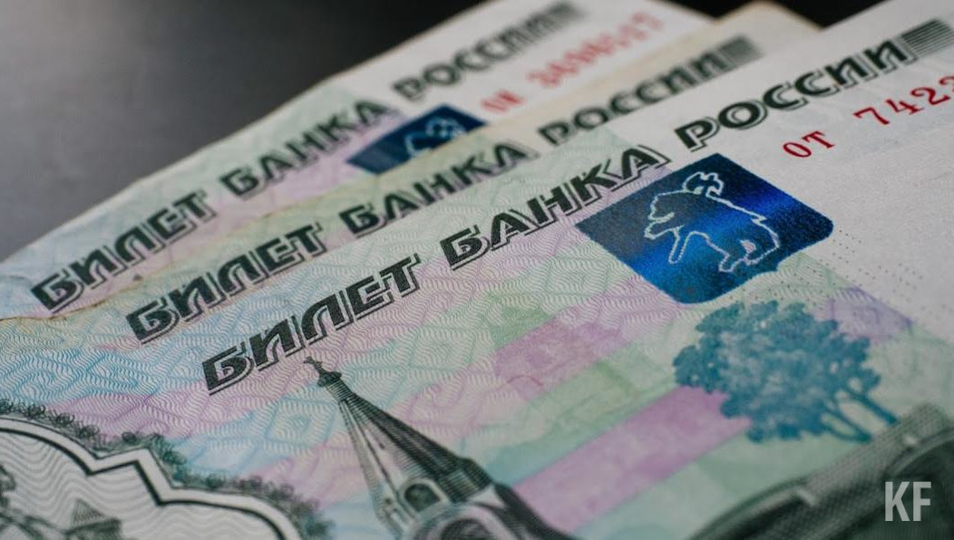 Также принято решение с 1 сентября повторно оказать поддержку двум труженикам тыла в размере 500 тысяч рублей.