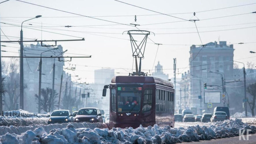 На месте работают аварийные бригады.