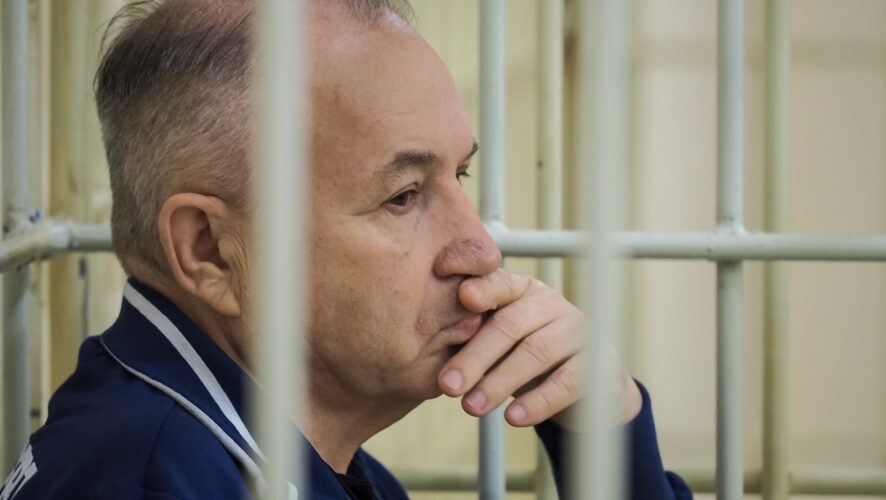 экс-депутату Казгордумы Рашиду Аитову. Он пробудет в СИЗО до 23 декабря