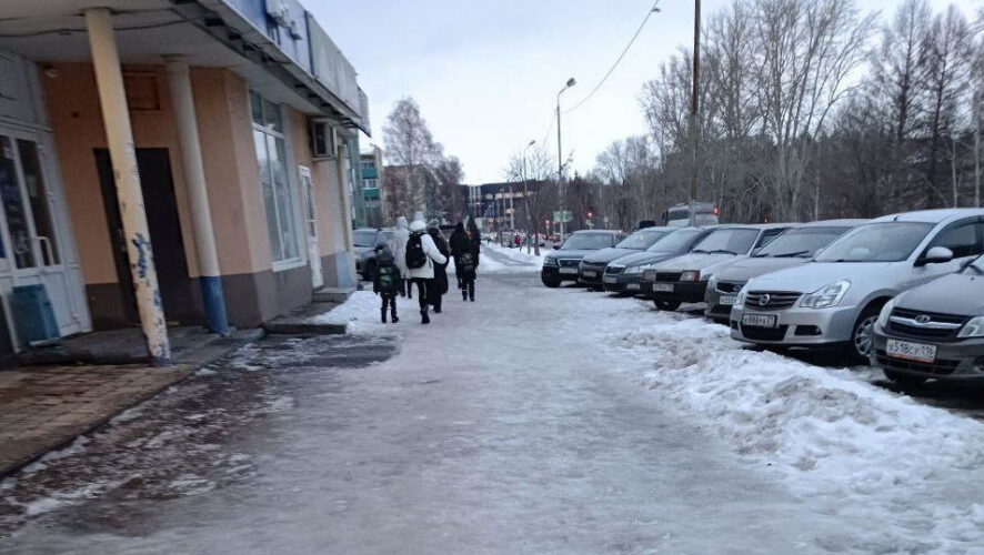 Коммунальщики работают в полную силу