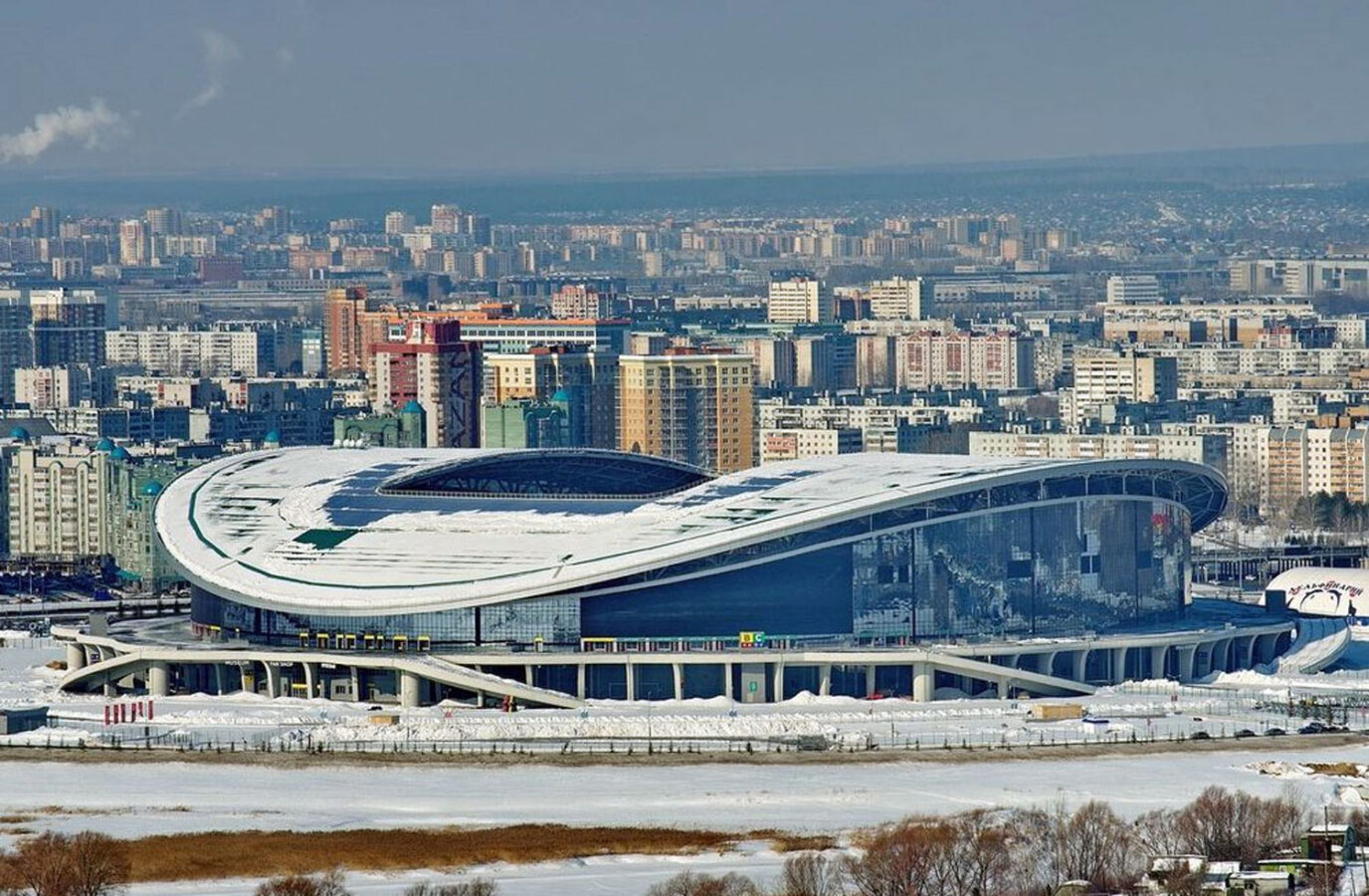 Возле Kazan Arena погибла упавшая с пирса 52-летняя женщина