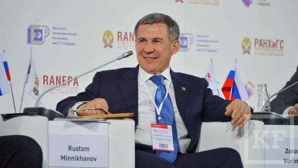 Президент Татарстана Рустам Минниханов приедет сегодня в Москву для участия в Гайдаровском форуме