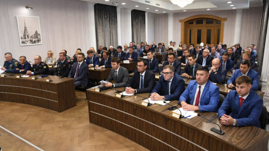 В Исполкоме Казани обсудили вопросы безопасности на WorldSkills.