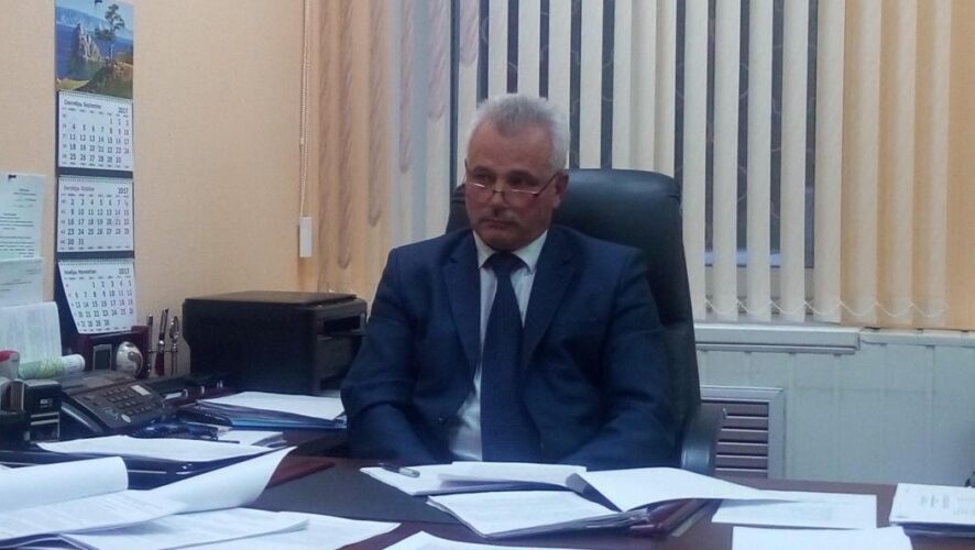 Глава Малошильнинского сельского поселения покинул пост вслед за оппозиционными депутатами.