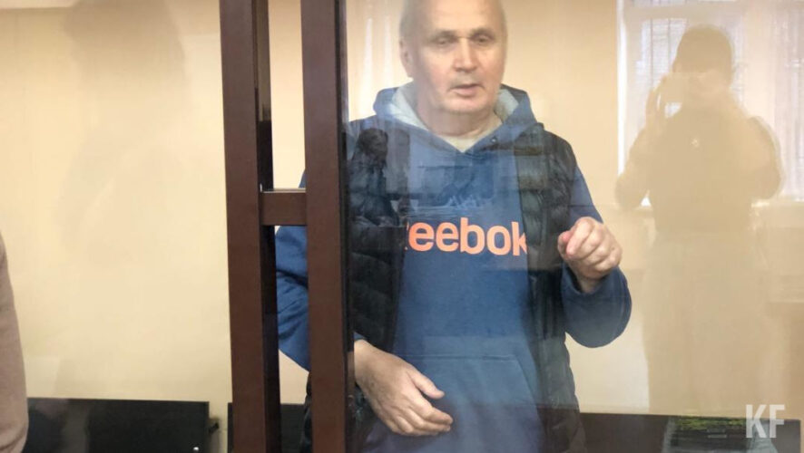 Казанский суд продолжает допрос подсудимых по делу о мошенничестве с госконтрактом на 95 миллионов рублей.