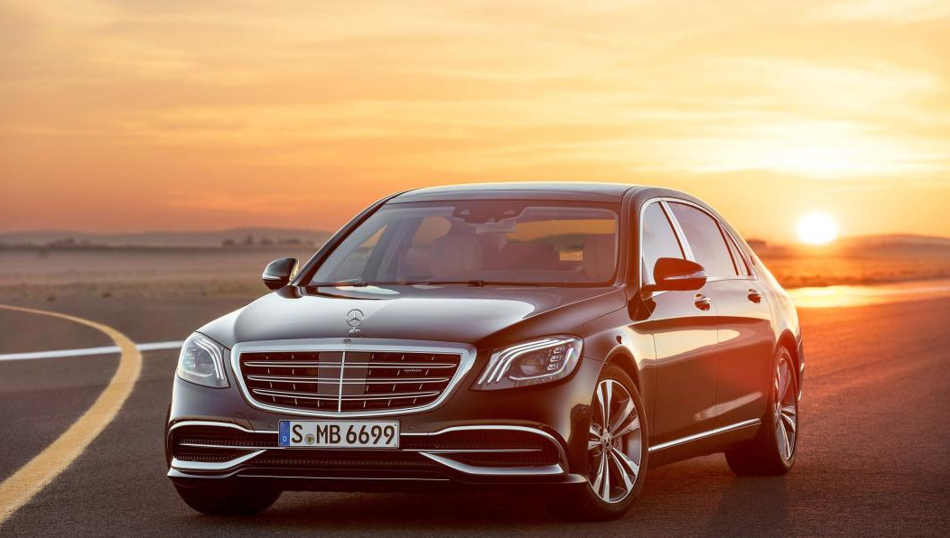 В собственности парламентариев есть более 40 машин этой марки из Штутгарта.