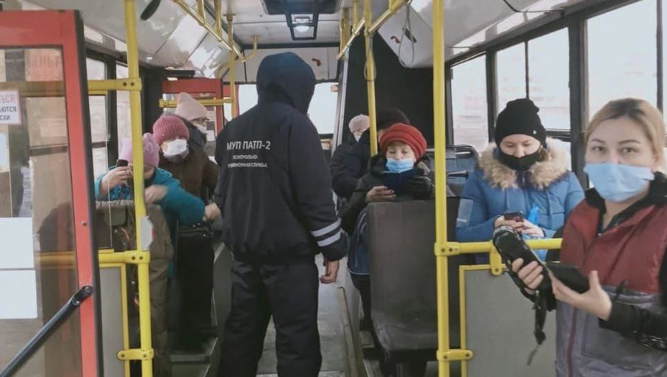 За 2 декабря было проверено 96 единиц городского транспорта.