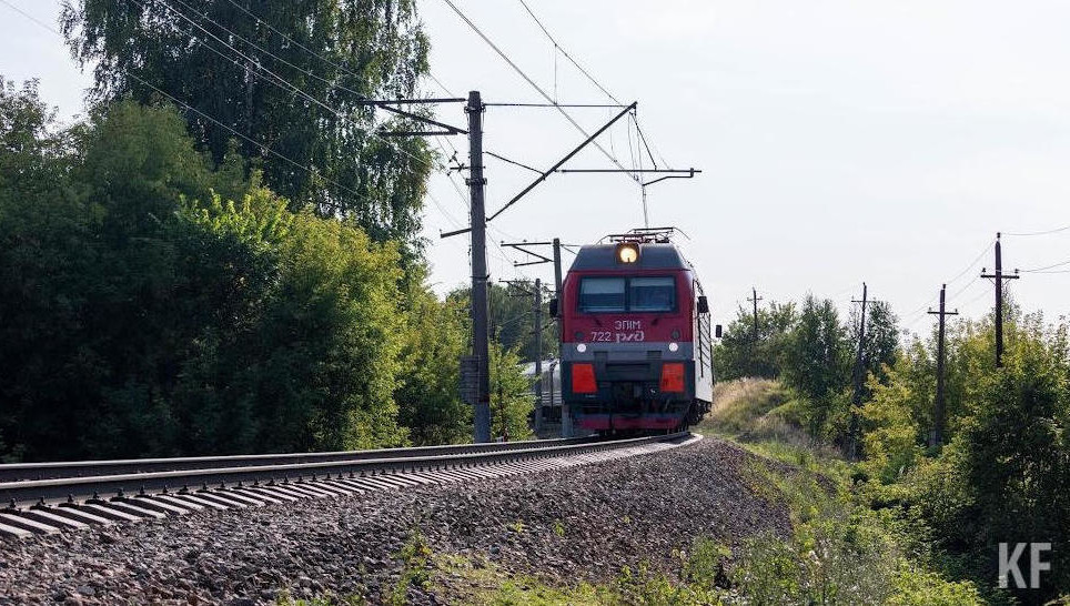 Также более 800 ребят попробовали себя в железнодорожных профессиях.