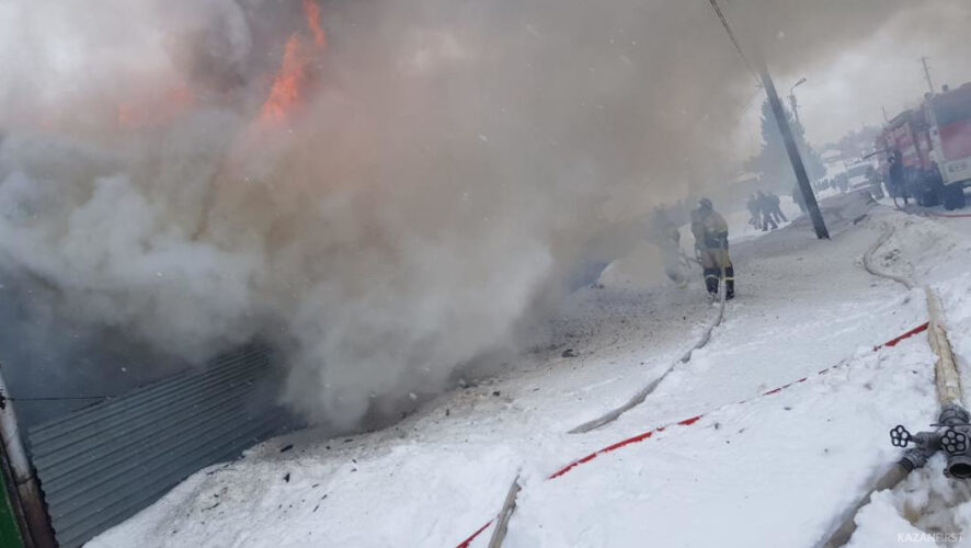 Пожар случился в селе Кичучатово.