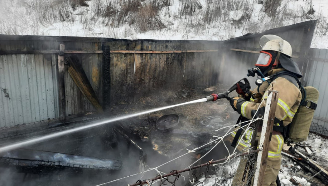 С возгоранием пожарные справились больше чем за 10 минут.
