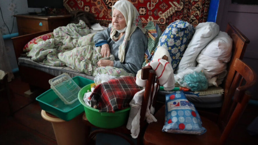 Народный фронт в Татарстане добивается нормальных условий для жизни пожилой женщины.