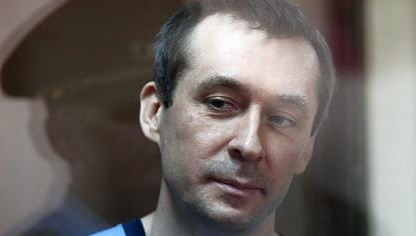 Мосгорсуд смягчил приговор бывшему полковнику антикоррупционного главка МВД Дмитрию Захарченко.