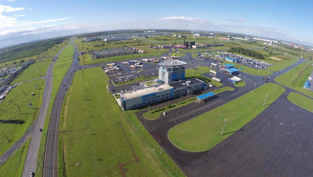 Ярослав Нилов лично посетил ОЭЗ и образовательный центр.