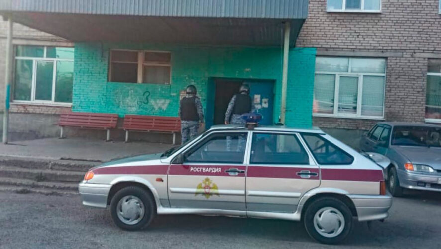 Решается вопрос о возбуждении уголовного дела.