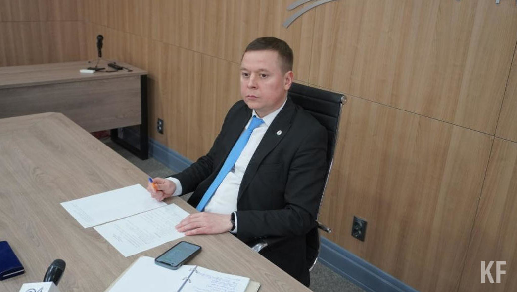 В связи со своим назначением на новый пост бывший директор «Адымнара» устроил очную ставку с лидерами мнений и журналистами