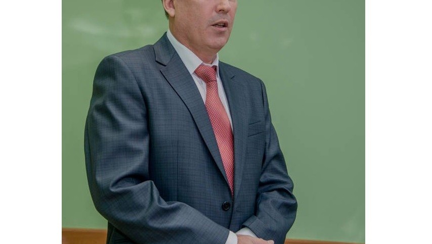 Наиль Хаертдинов Председатель суда Бугульмы Наиль Хаертдинов написал заявление об увольнении после скандала из-за машины с ветераном