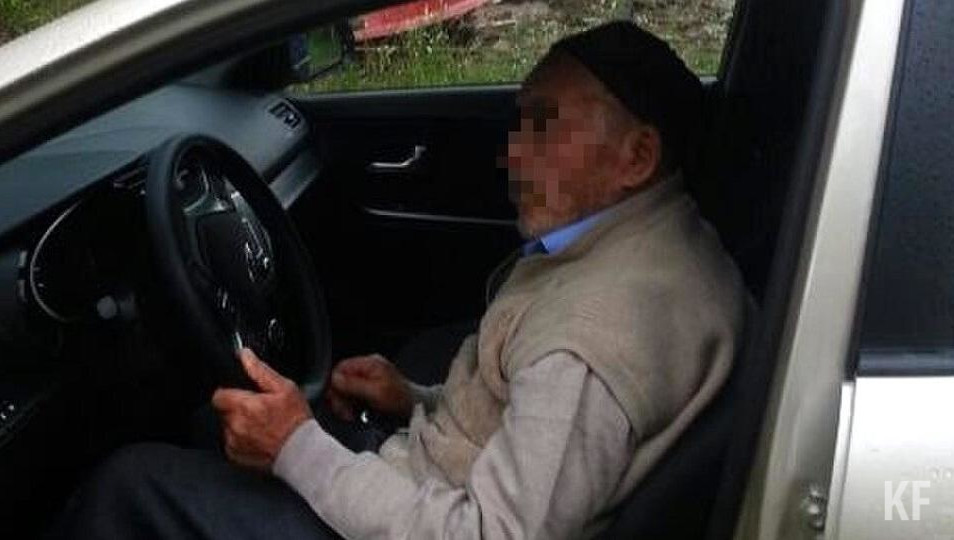 Поводом для такого отношения к старшему сыну стало то