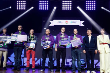 Победителям конкурса «Начни игру» вручили сертификаты на профильное обучение