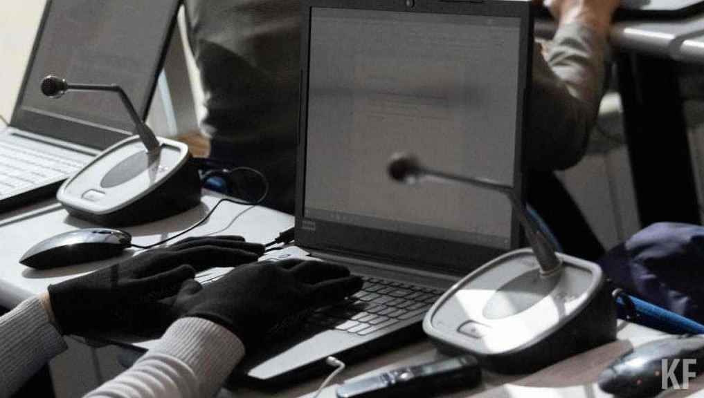 Эта идея пришла в голову Дмитрию Гусеву сразу после взлома серверов Минфина Украины отечественной хакерской группировкой XakNet.