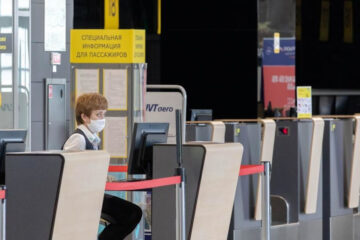 С 29 ноября сотрудники воздушной гавани проводят выборочное тестирование пассажиров зарубежных рейсов.