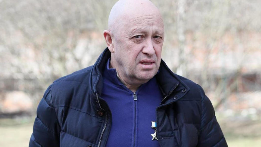 Опознание погибших при крушении самолета в Тверской области завершено.