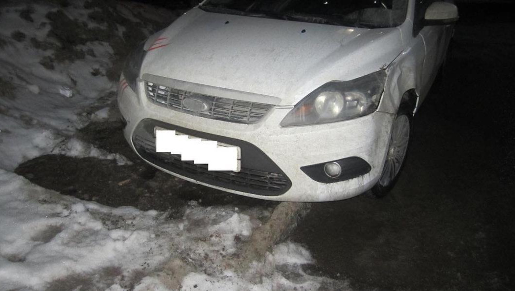 Ребенок получил ушиб колена.