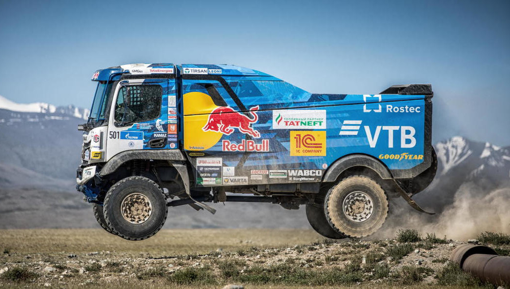 Гостей ждет праздничная программа.