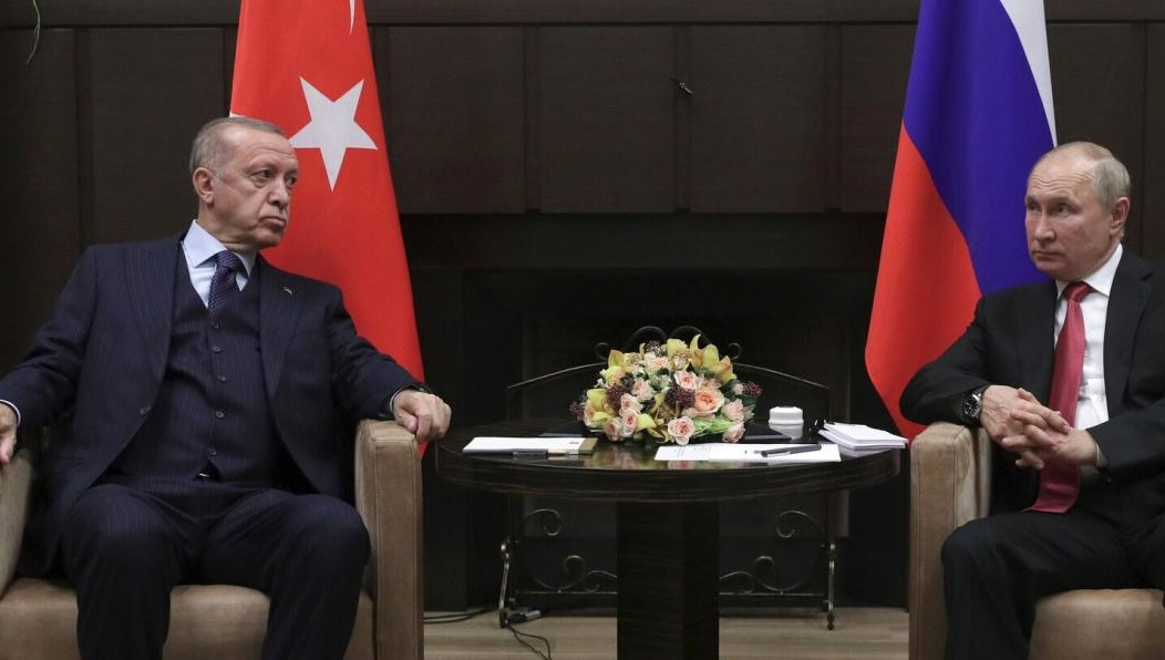 Между лидерами стран уже был телефонный разговор