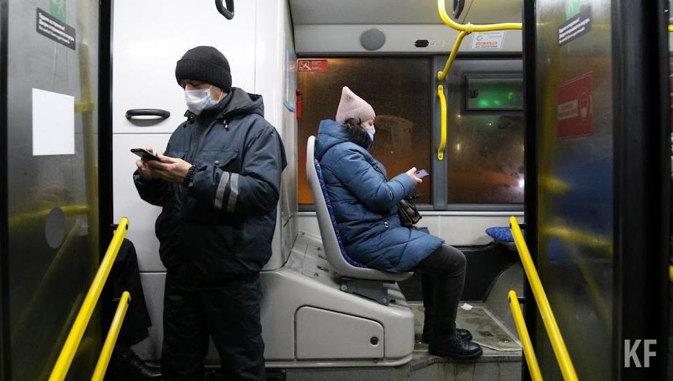 Число новых случаев COVID-19 продолжает сокращаться. На этой неделе оно достигло 41%. Однако антиковидные ограничения отменять никто не собирается.