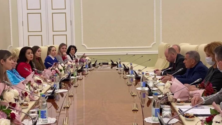 На встрече с участниками акции «Мы вместе» Путин обещал