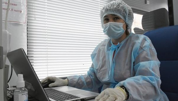 Для желающих будет работать передвижной флюоромобиль.