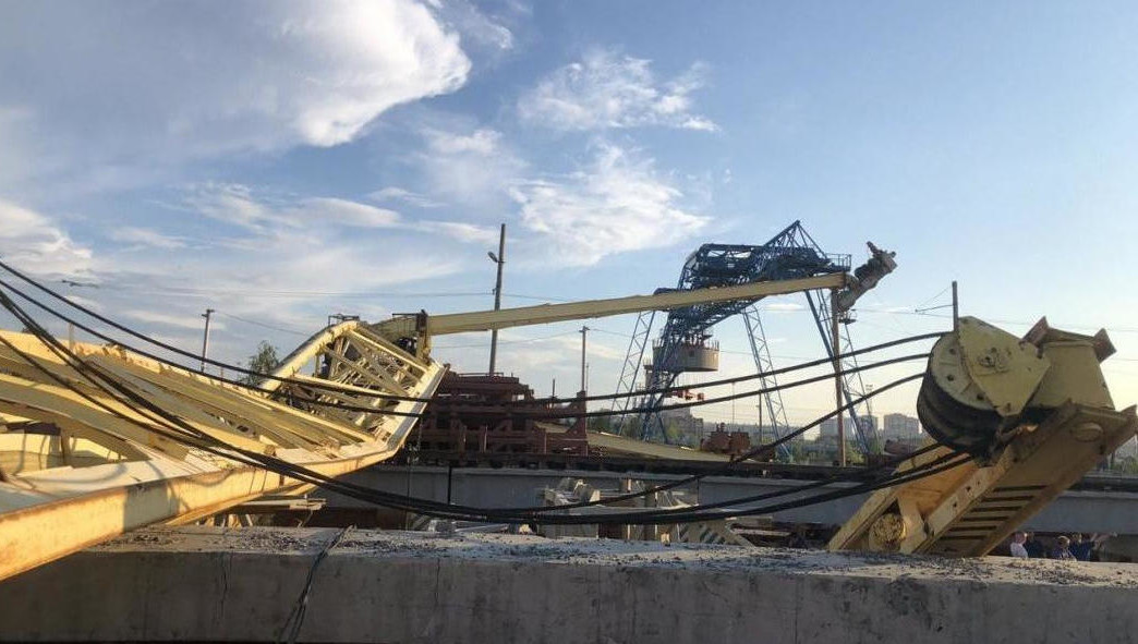 У женщины остались муж и двое детей.