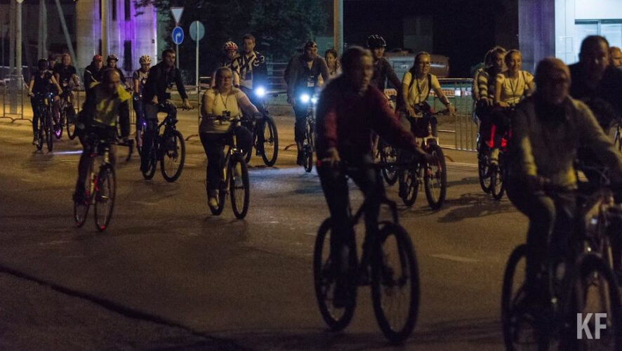 Маршрут посвящен 10-летию проведения XXVII Всемирной летней Универсиады в городе.