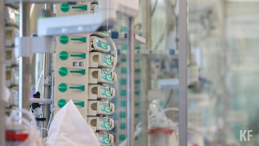 Трое из пациентов сейчас находятся в крайне тяжёлом состоянии.