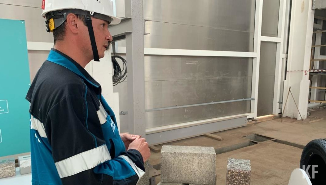 Из растения получается выгодный строительный материал.