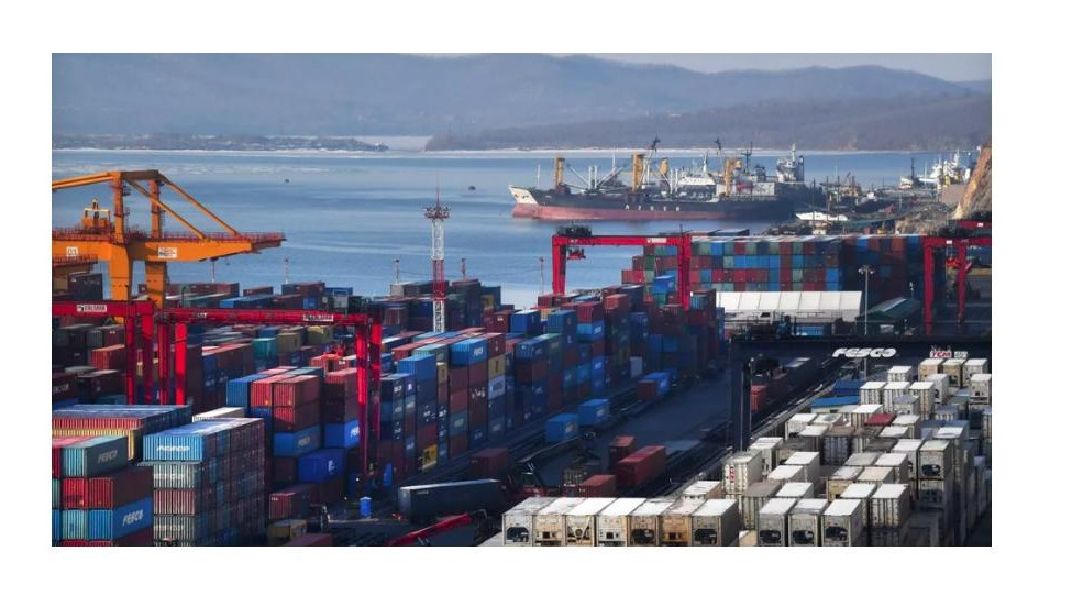 Похожая ситуация складывается и с поставками из Турции.