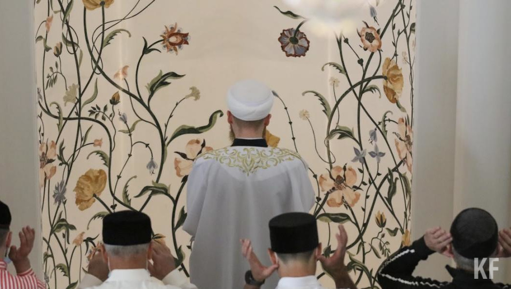 О трудностях быть мусульманином в СССР в 70-80-ых годах рассказали представители богословской школы Татарстана.