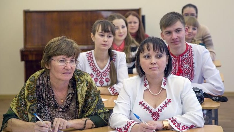 Марийская община Татарстана готовит резолюцию о защите национальных языков.