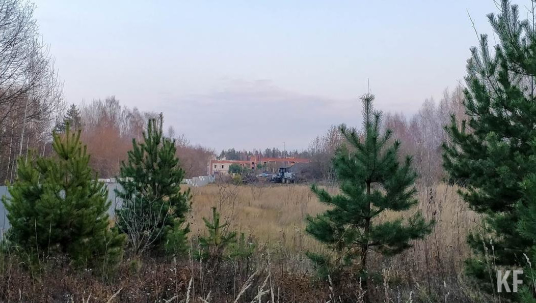 Во всех лесах обеспечена полная готовность сил и средств пожаротушения.