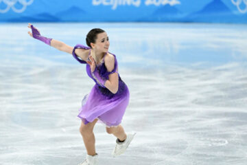 Командные соревнования по фигурному катанию остались за нашей национальной сборной. Уроженка Казани победила и в короткой программе