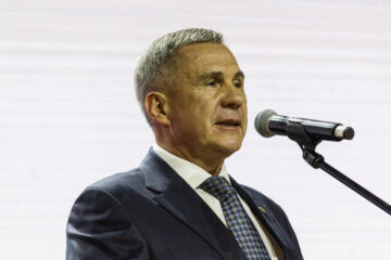 Президент Татарстана выступил перед участниками форума «Мой бизнес».