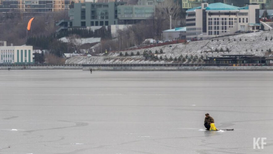 Сотрудники МЧС будут работать на специальных подушках.