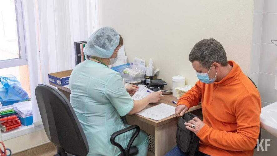 За сутки скончались 697 человек.