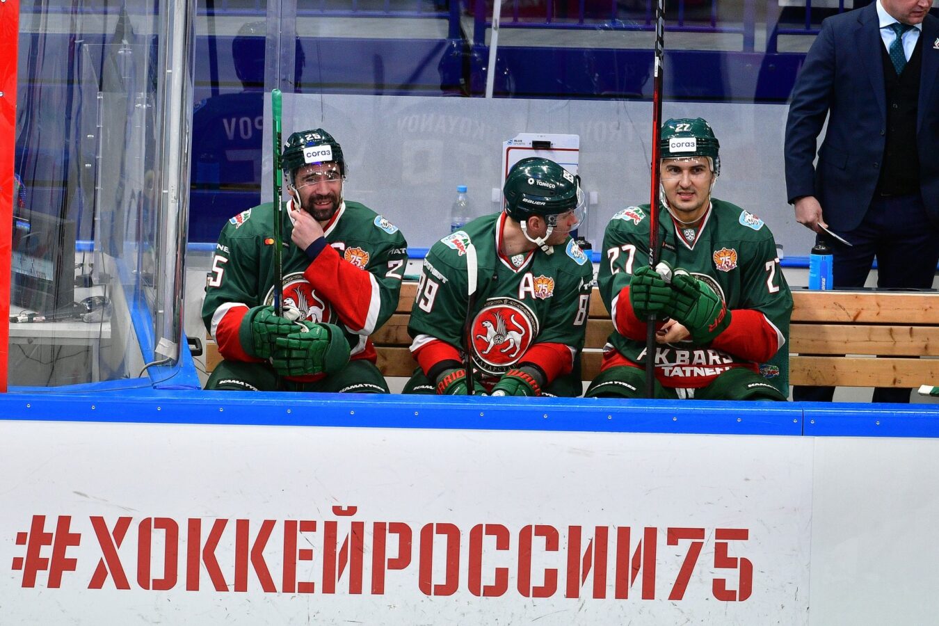 и в равных составах