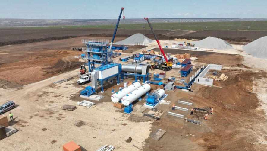 На предприятии у села Шингальчи будут производить смеси для строительства дороги.